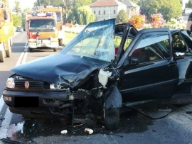 Wypadek w Kosierzu pod Krosnem Odrzańskim. Zderzyły się dwa pojazdy (ZDJĘCIA)