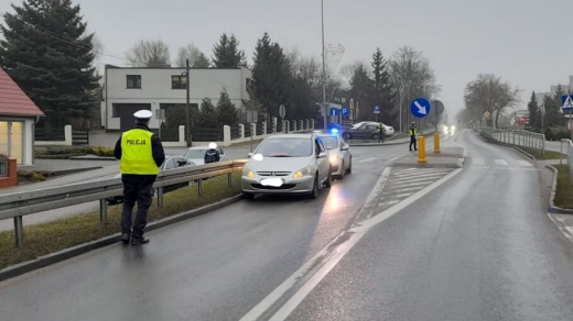Wypadek w Świebodzinie. Osobówka potrąciła 13-latka na przejściu dla pieszych