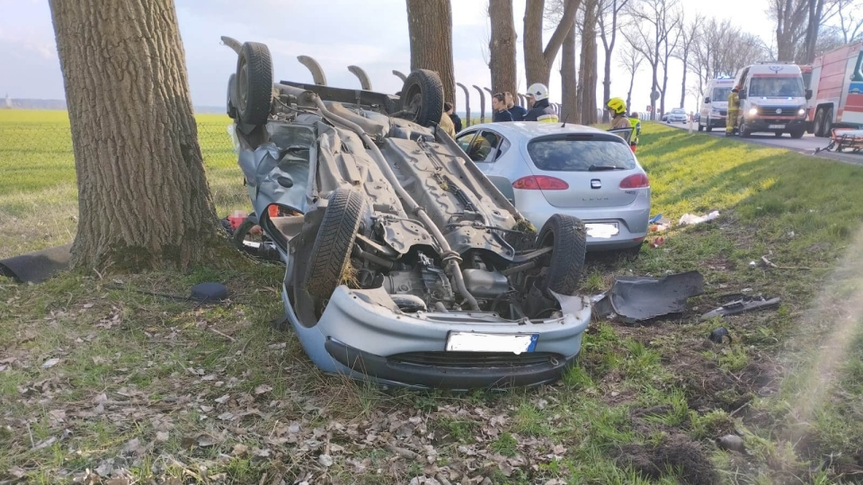 Groźny wypadek koło Żagania. Trzy osoby zostały ranne