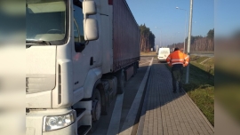 Kierowca ciężarówki użył magnesu i stracił prawo jazdy