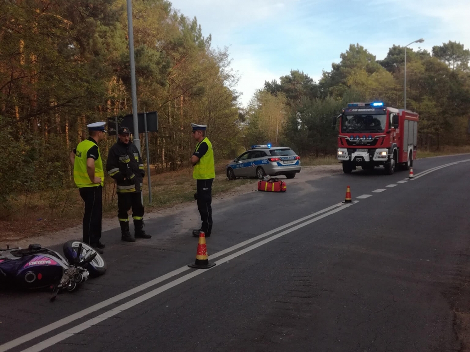 Wypadek motocyklisty w Dychowie. Policja przypuszcza, że był pijany