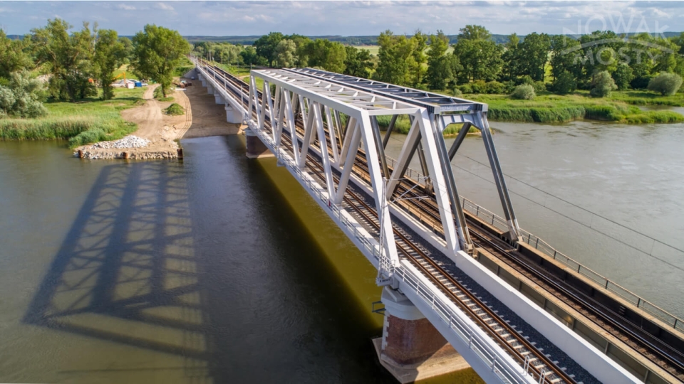 Most kolejowy na Odrze w Nietkowicach ukończony. "To była wymagająca modernizacja"