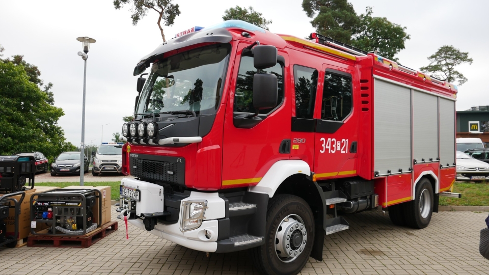 Nowy samochód gaśniczy dla strażaków z Sulechowa
