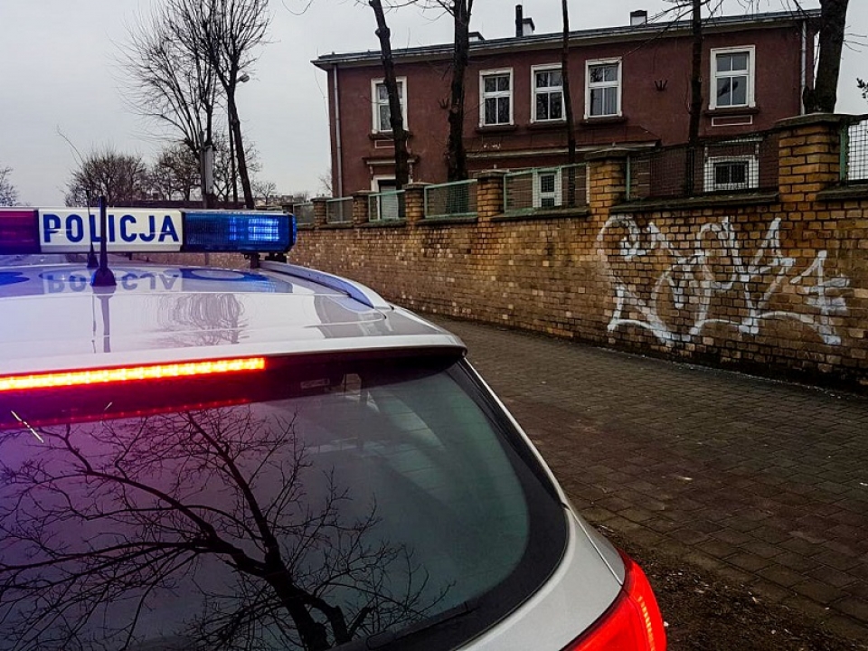 „Graficiarz” zatrzymany na gorącym uczynku przez policjantów