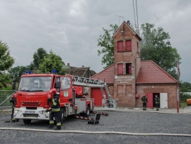 Ćwiczenia zielonogórskich strażaków. Ogień pojawił się w remizie OSP. Dwie osoby ranne (ZDJĘCIA)