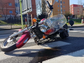 Wypadek motocyklisty w Zielonej Górze. Sprawca uciekł z miejsca zdarzenia (ZDJĘCIA)