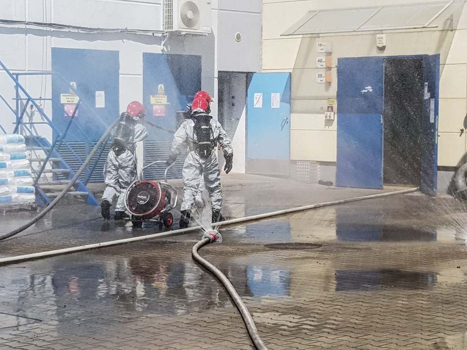 Kargowa: Wyciek amoniaku w fabryce. Ćwiczyła strażacka grupa chemiczna z Zielonej Góry i nie tylko