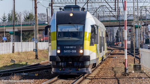 Ogromne utrudnienia na kolei w regionie. Pociągi mają duże opóźnienie