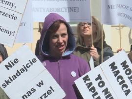 Protest przeciwko zaostrzeniu ustawy "antyaborcyjnej" w Zielonej Górze (Wideo)