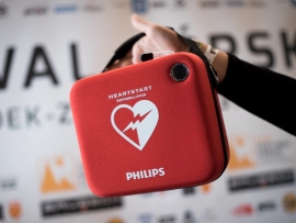 Pierwsze użycie defibrylatora AED z autobusu MZK. Udało się uratować życie 39-latka