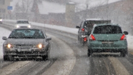 Fatalne warunki na drogach w Lubuskiem. Śnieg utrudnia jazdę
