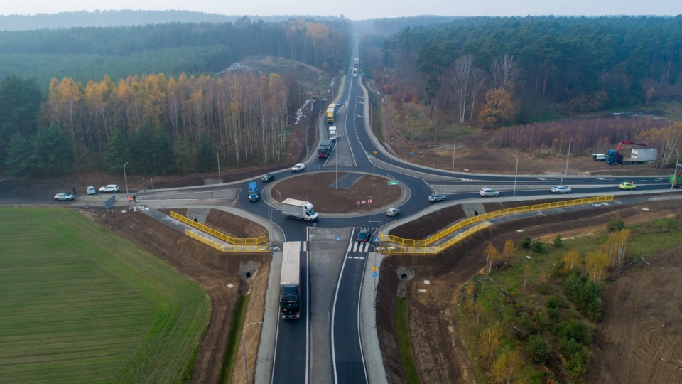 Rondo na krajowej "32" koło Sulechowa już ukończone. Kosztowało blisko 5,8 miliona (ZDJĘCIA)