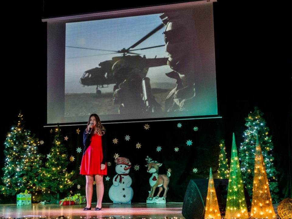Świąteczny koncert w klubie wojskowym (ZDJĘCIA)