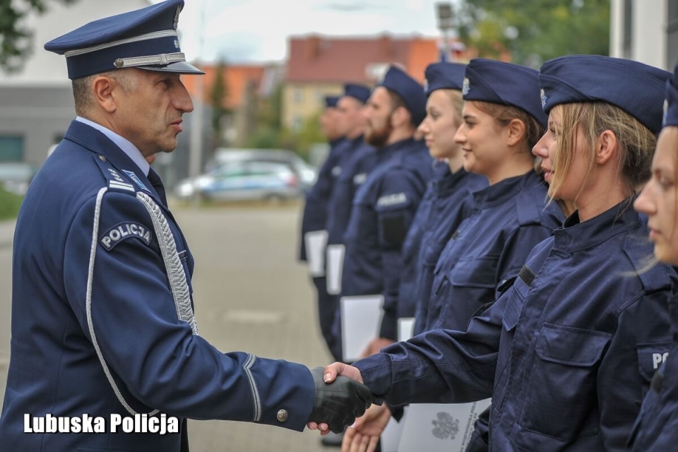 6/9 - To nowi policjanci i policjantki. Trafią do lubuskich komend