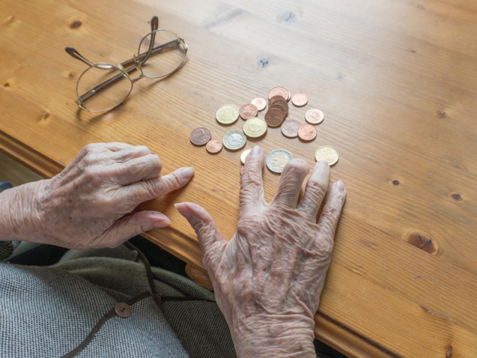 Komornik zajmie nie więcej niż 1/4 emerytury. Posłowie przyjęli poprawki do ustawy