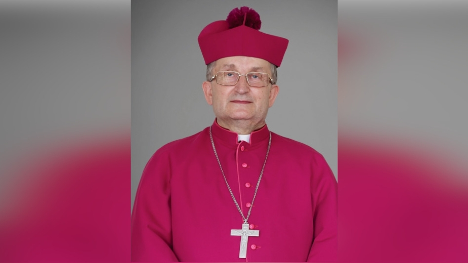 Biskup Stefan Regmunt trafił do szpitala. W ciężkim stanie jest na oddziale intensywnej terapii