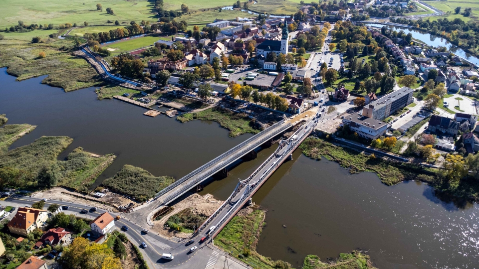 Most tymczasowy w Krośnie Odrzańskim. Kiedy kierowcy pojadą przez nową przeprawę?
