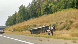 Wypadek busa na autostradzie A2! W akcji śmigłowiec LPR!