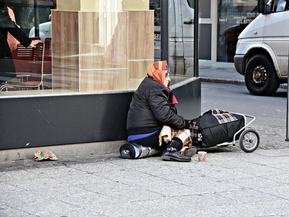 Za oknem zima – nie zapomnijmy o bezdomnych