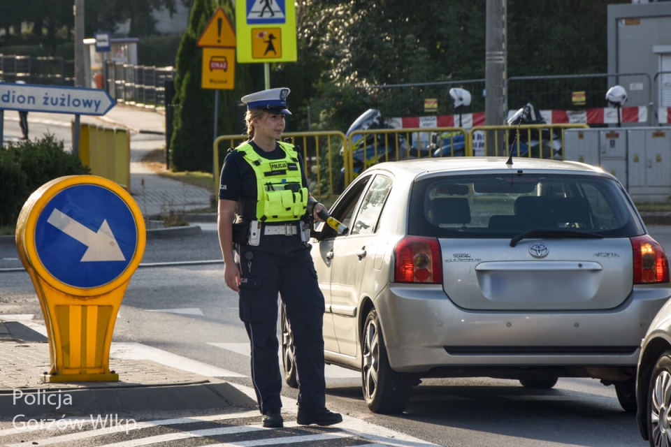 1/4 - Akcja &quot;Trzeźwy poranek&quot;. Pijani kierowcy wpadali jeden po drugim