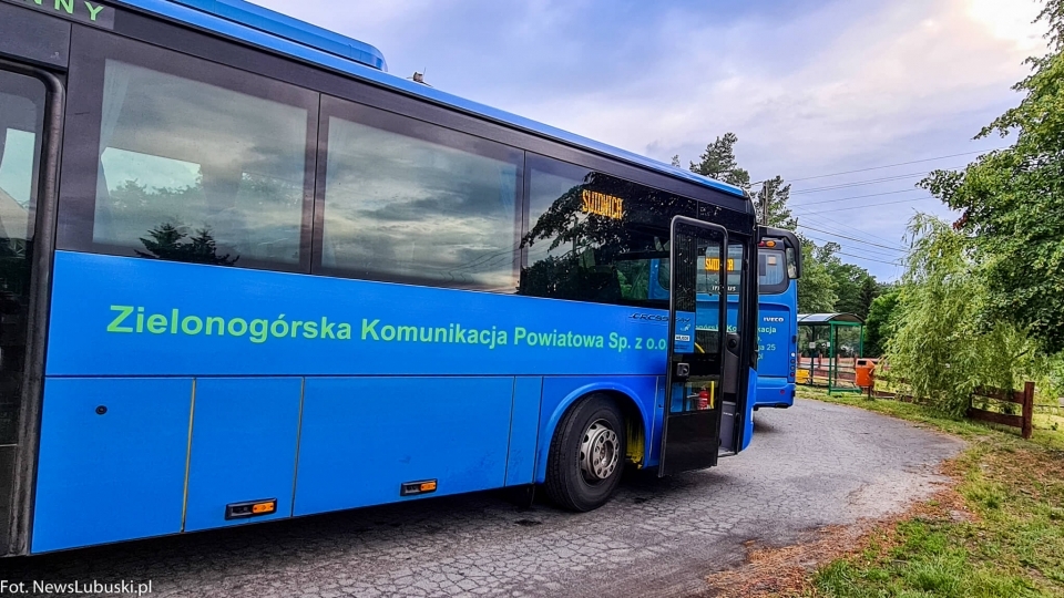 Gmina Świdnica: Komisarz rządowy kontra autobusy