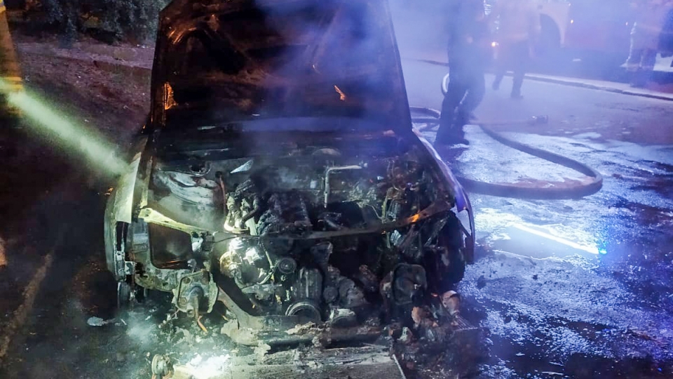 Nocny pożar osobówki w Ciborzu. Pojazd spłonął doszczętnie...
