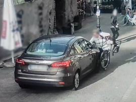 Samochód "widmo" potrącił rowerzystkę na deptaku w Zielonej Górze (FILM, ZDJĘCIA)