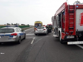 Wypadek na S3 koło Gorzowa Wlkp. Zderzyły się 3 pojazdy. Są ranni, droga jest zablokowana (ZDJĘCIA)