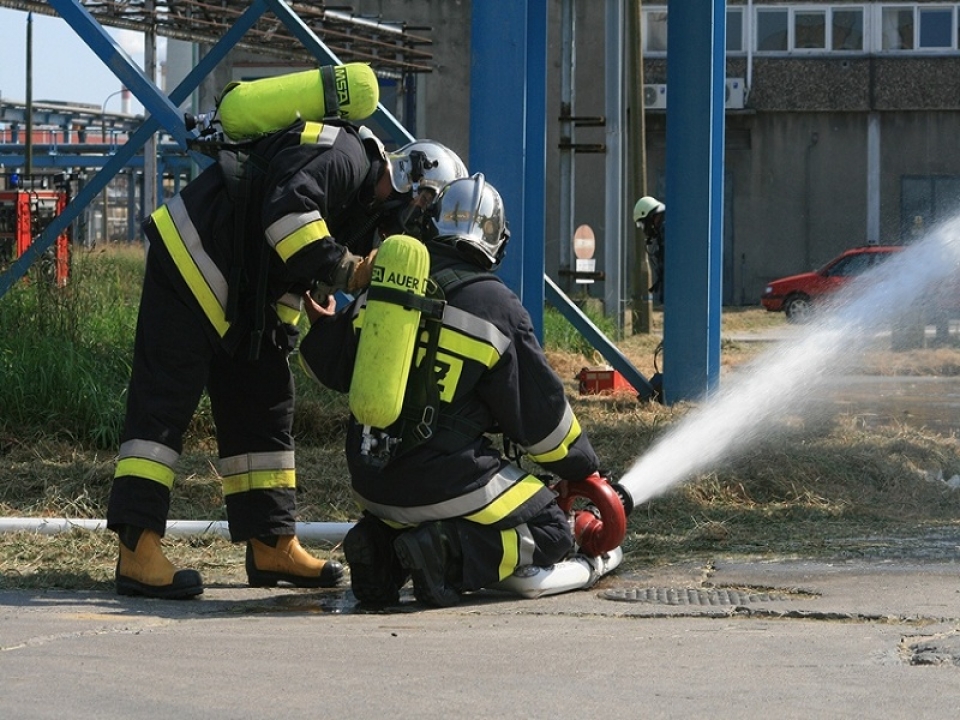 Strażackie ćwiczenia międzywojewódzkie "AZOTY-18" rozpoczęte. Ćwiczą także strażacy z lubuskiego (RELACJA, ZDJĘCIA)