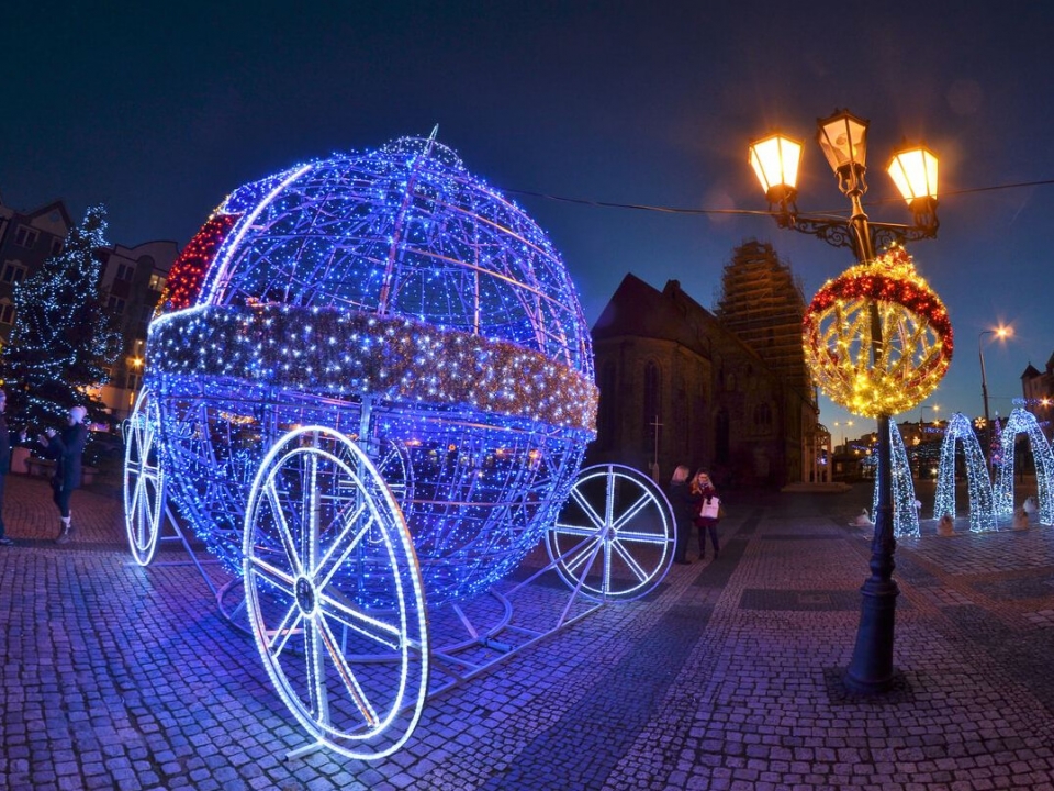 Rozświetlony Gorzów Wielkopolski. Świąteczne dekoracje zawisną do 6 grudnia