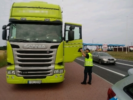 Łotewski kierowca ciężarówki na podwójnym gazie. Miał prawie 1,4 promila