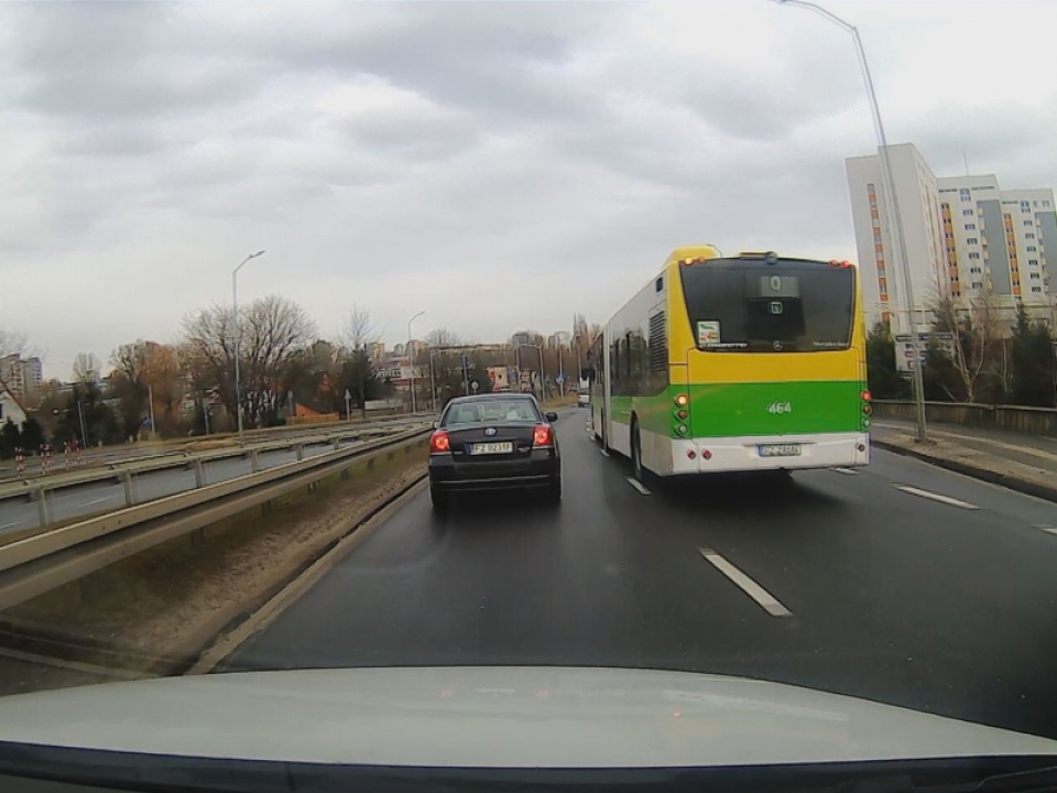 Uprzejmy jak... kierowca autobusu