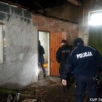 BezdomniZimaPolicja01