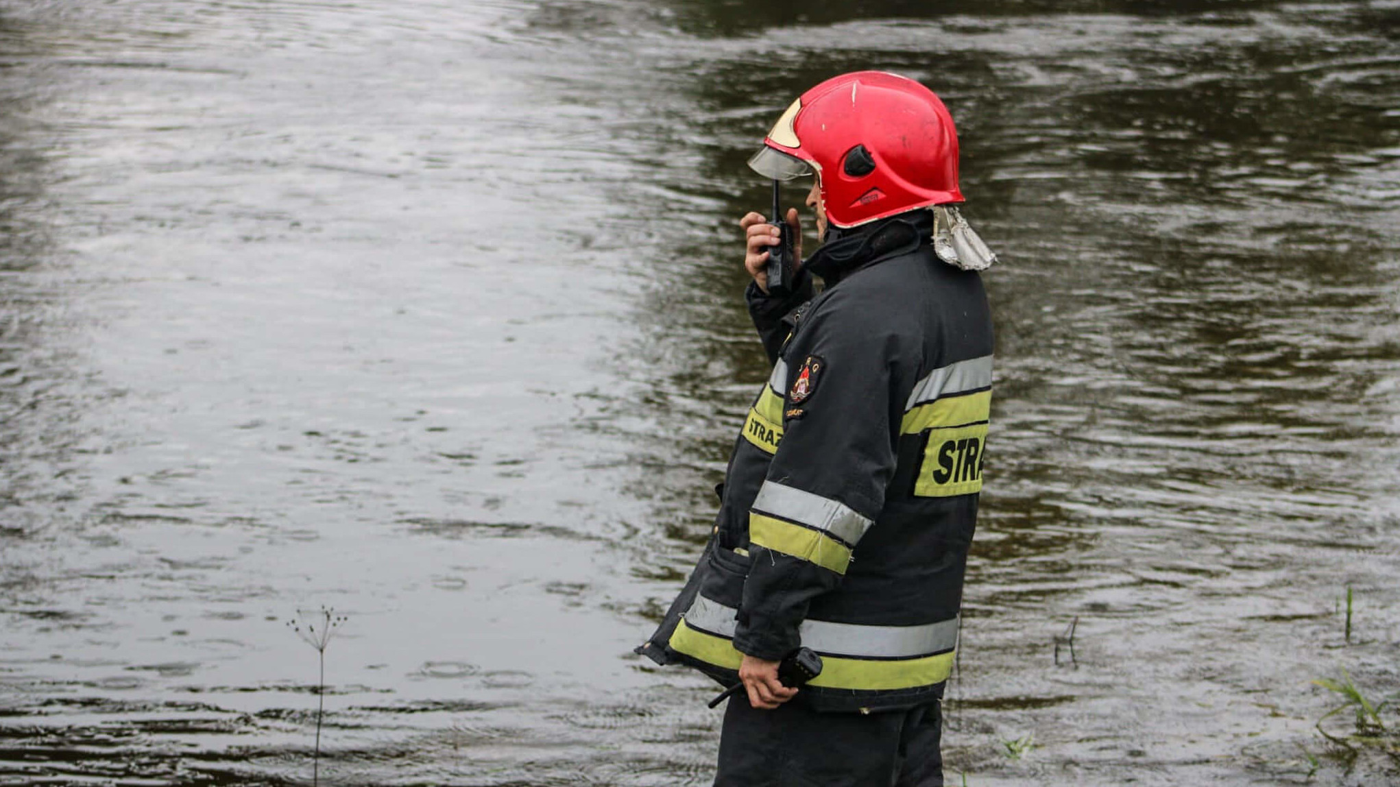 Wędkarz wpadł do rzeki Gorzów Wielkopolski - Warta Gorzów Wielkopolski