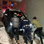 Wjechał w bramę Zielona Góra - Policja Zielona Góra