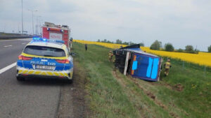 Wypadek na S3 - Przewrócona ciężarówka na S3