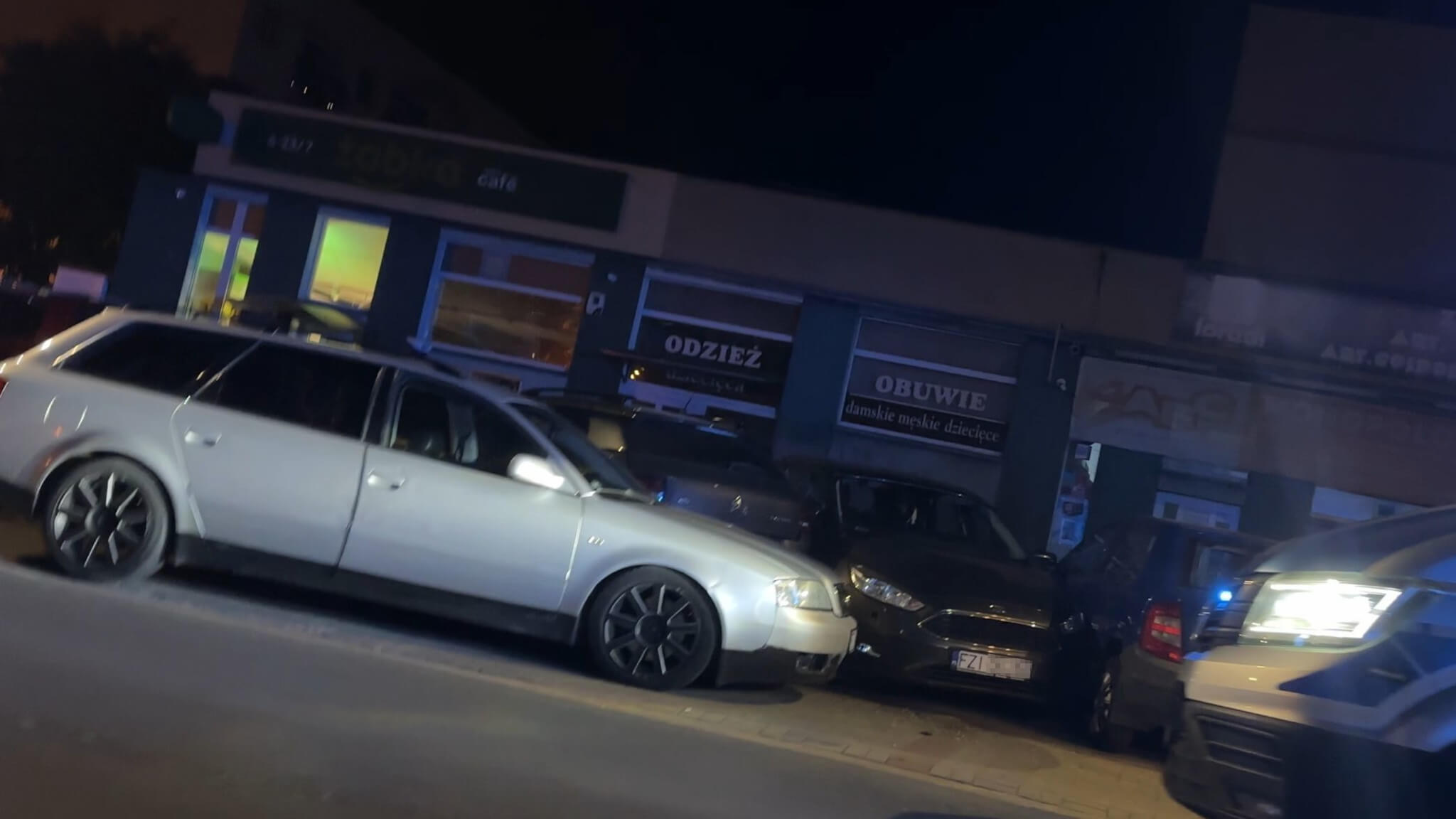 Rozbiła auta na parkingu - Kolizja Czerwieńsk