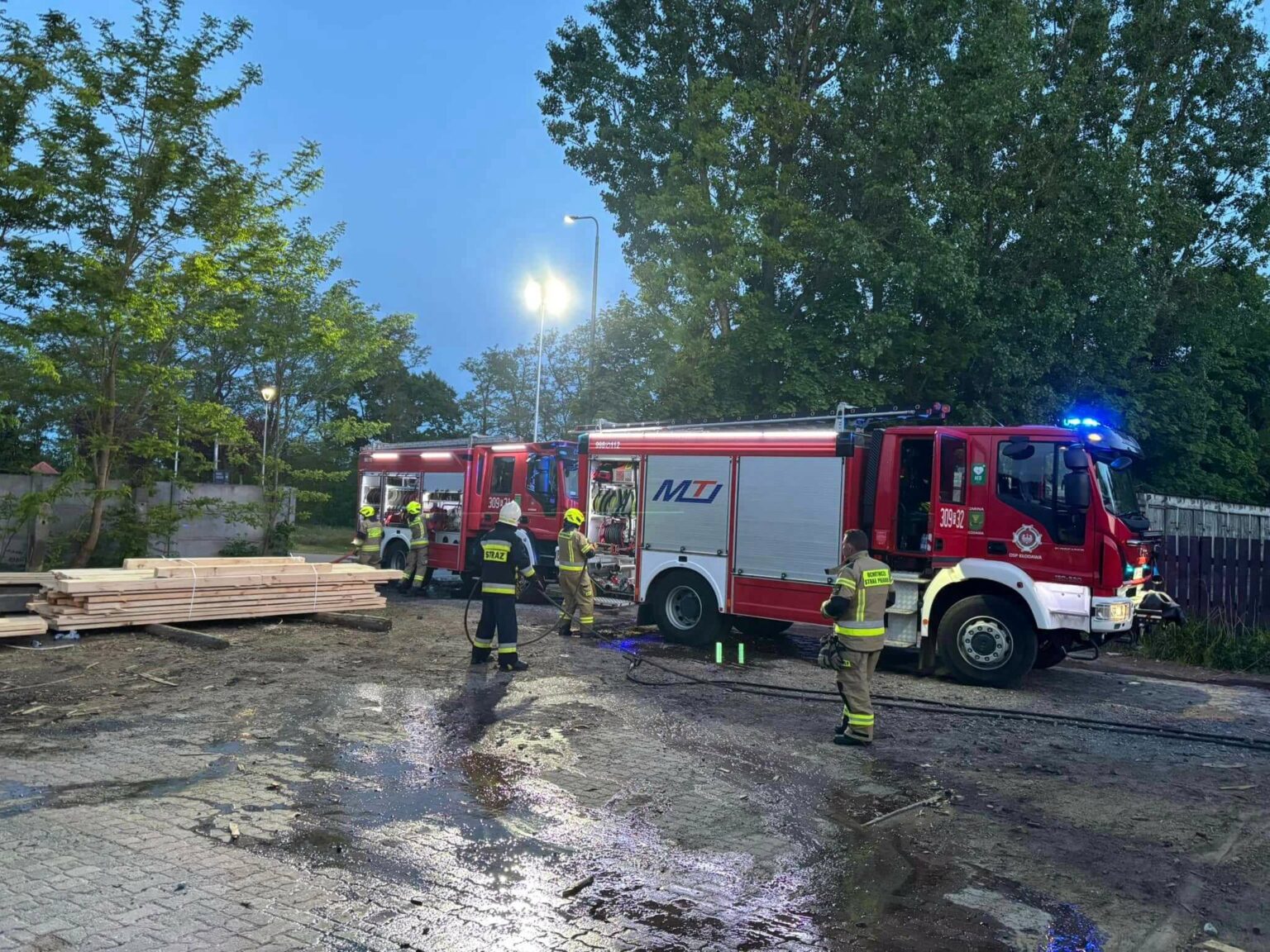 Pożar tartaku Kłodawa - Pożar Gorz&oacute;w Wielkopolski