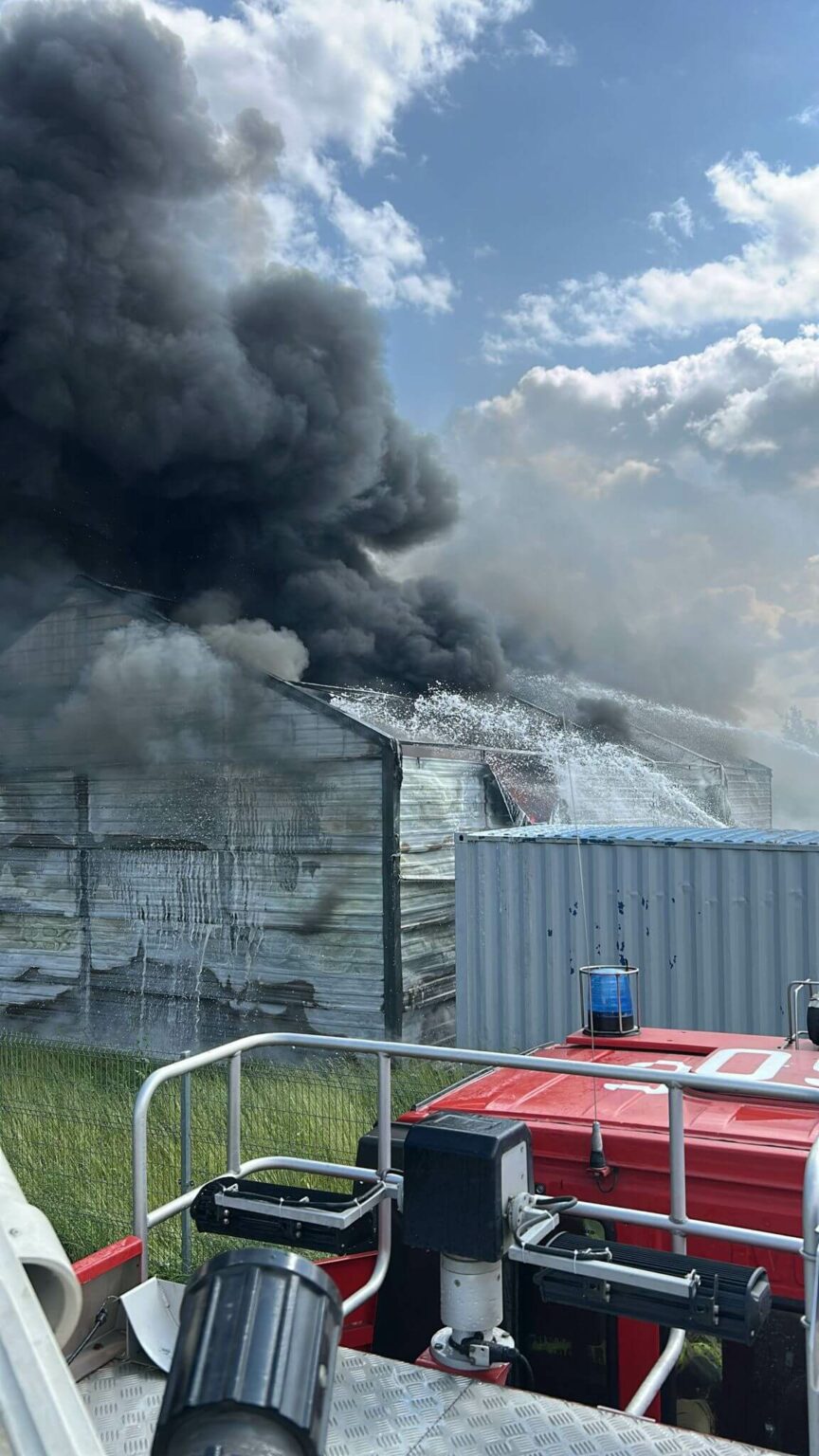 Pożar Gorz&oacute;w Wielkopolski zakład wulkanizacyjny