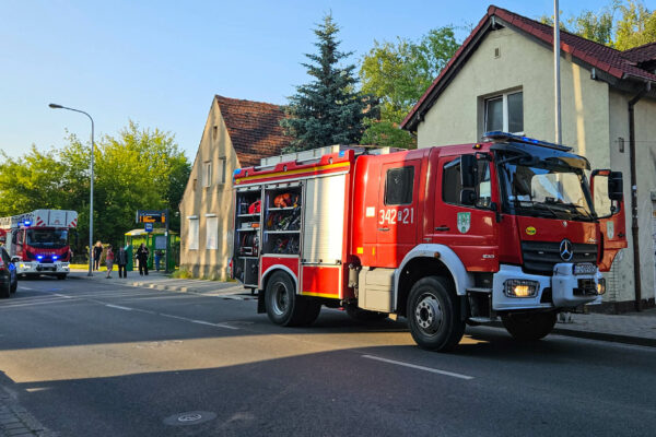 Pożar w Zielonej Górze. Ogień w budynku – kolejny raz w tym miejscu (ZDJĘCIA) Pożar Zielona Góra - Straż pożarna Zielona Góra