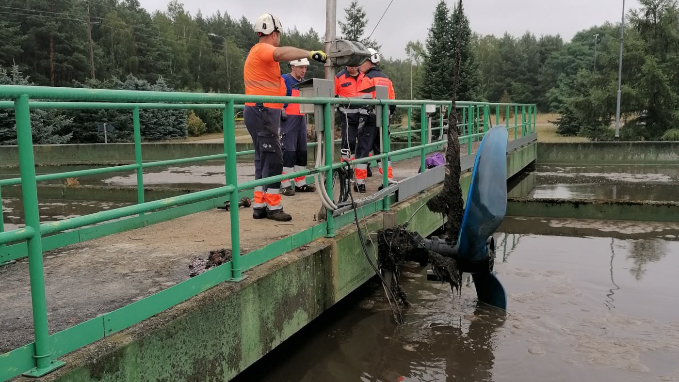 Oczyszczalnia ścieków Zielona Góra - chusteczki nawilżane w kanalizacji