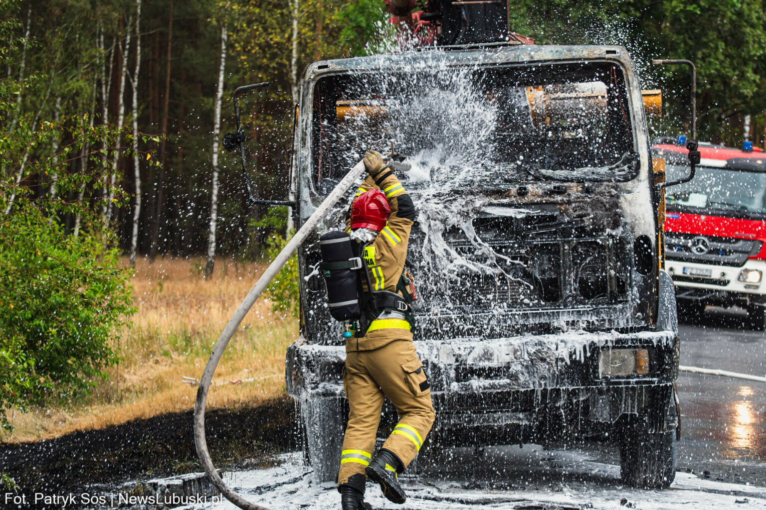 Pożar koło Zielonej G&oacute;ry - Pożar pompy do betonu