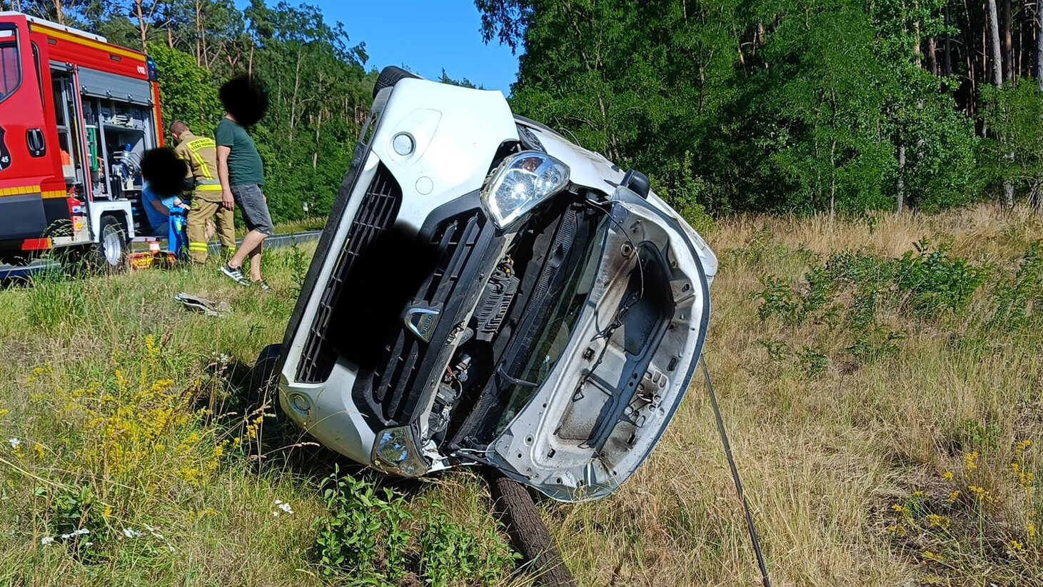 Wypadek na DK32 - Wybuch butli gazowej