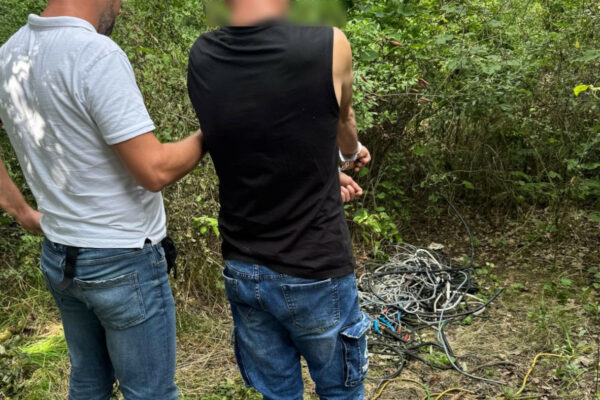 Włamał się do magazynu koło Sulechowa. Część łupu zdążył sprzedać Złodziej Sulechów - Kradzież kabli miedzianych