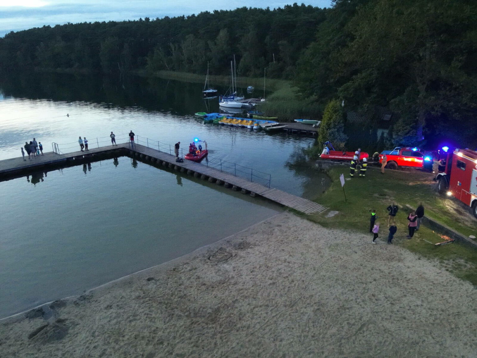 Jezioro Niesłysz - Jezioro Niesulice