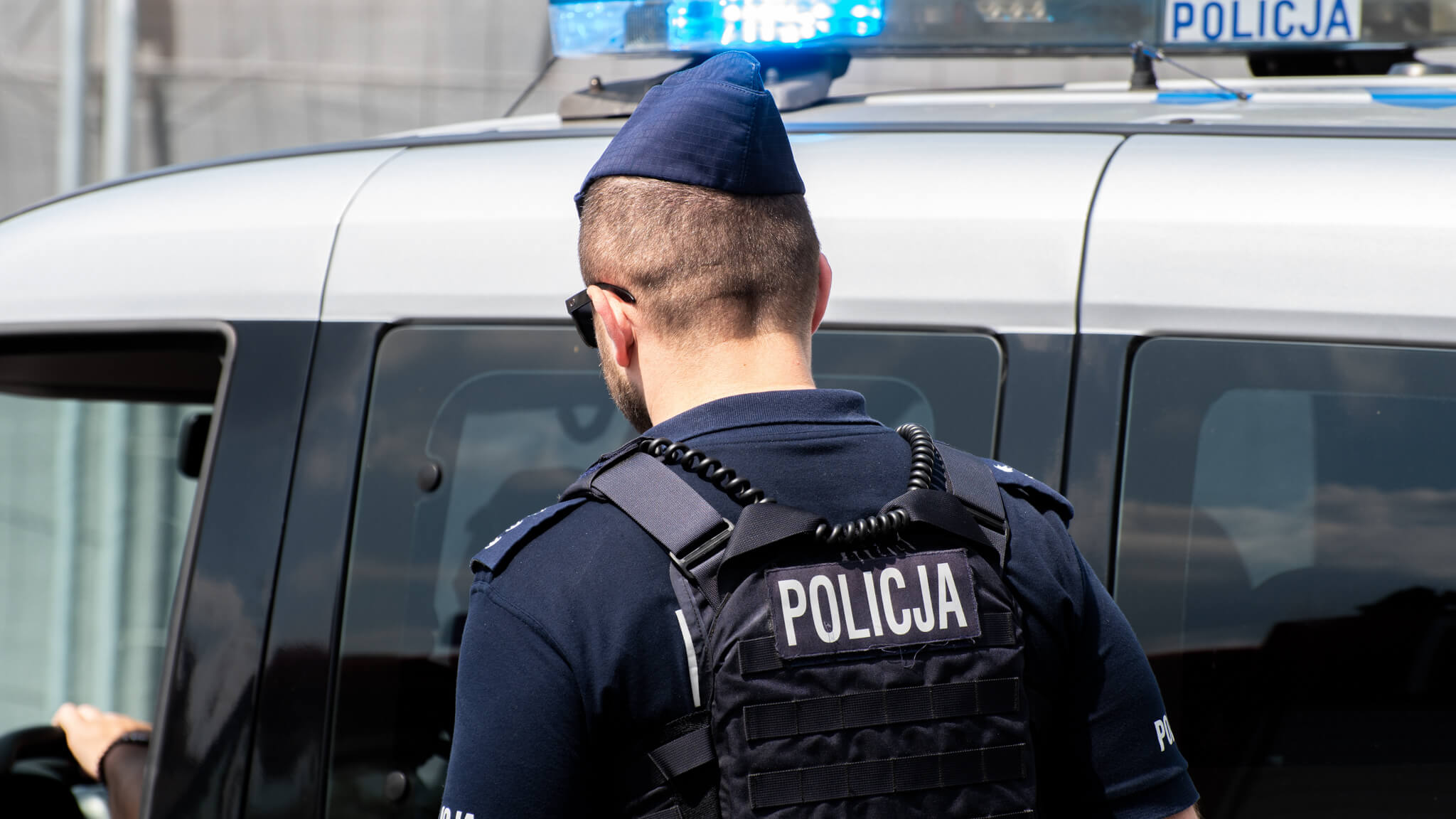 Agresor zaatakował policjantów Żary - Napaść w sklepie Żary