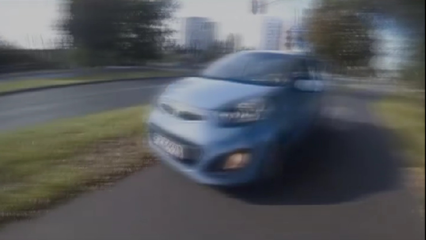 Auto na ścieżce rowerowej Zielona Góra