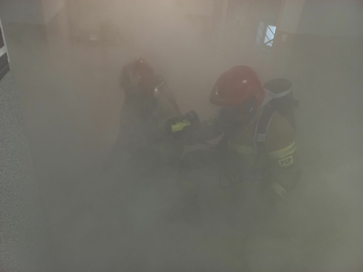 Akcja straży pożarnej Zielona Góra - komenda Policja Zielona Góra