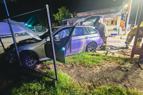 Pijany kierowca Świdnica - wypadek stacja paliw