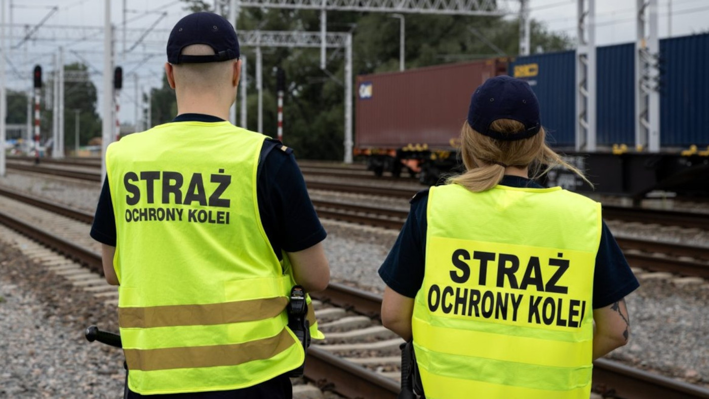 Spacerował po torach kolejowych Świebodzin - Poszukiwany przez prokuraturę